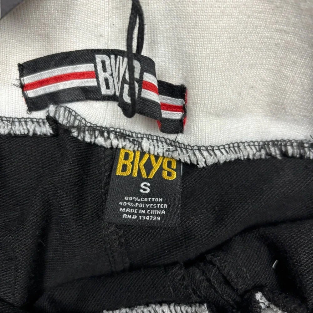 BKYS Mens Basketball Shorts Small Black Red White Star BKS806 NWT